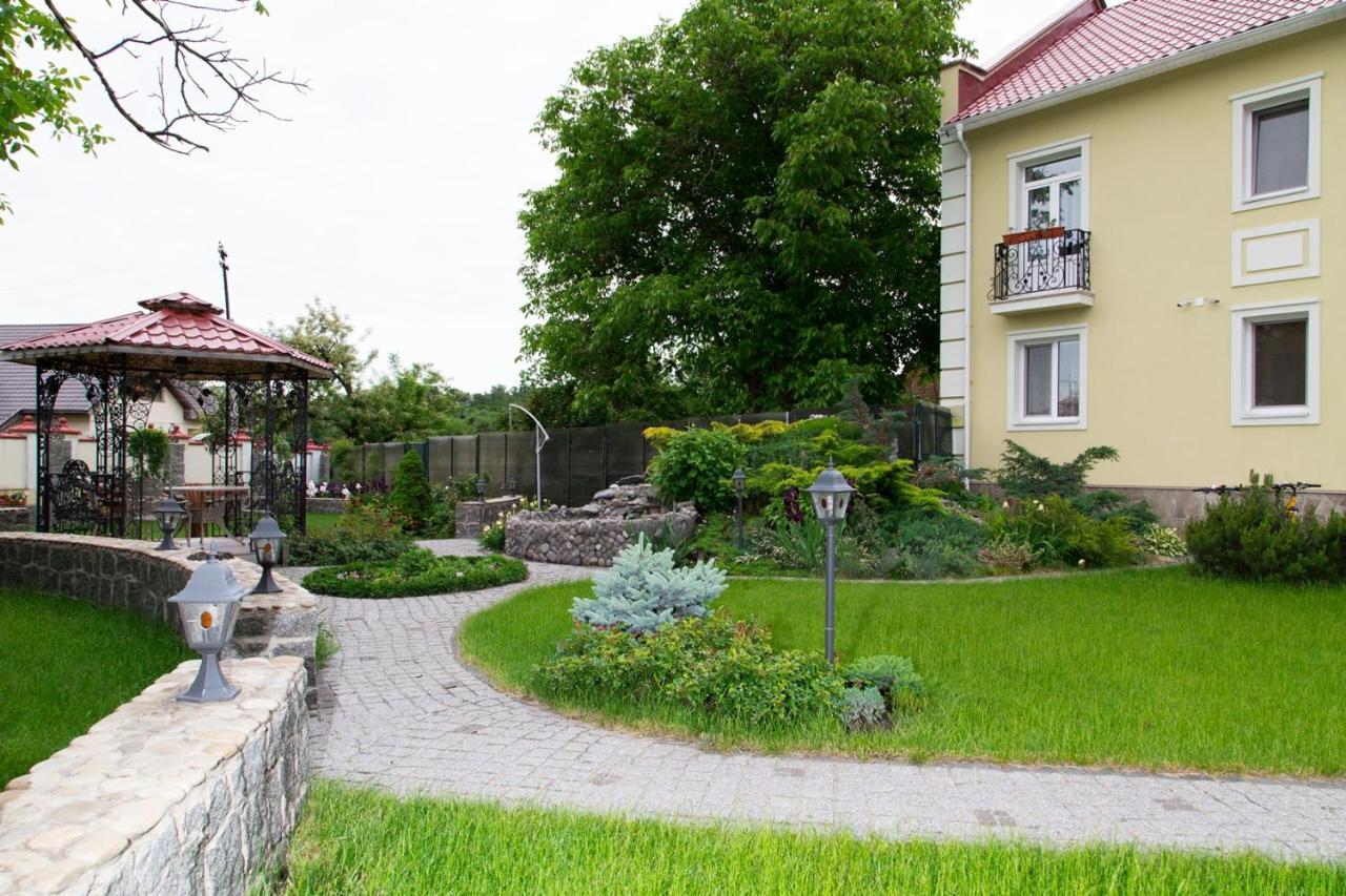 Villa Oselya Kijów Zewnętrze zdjęcie