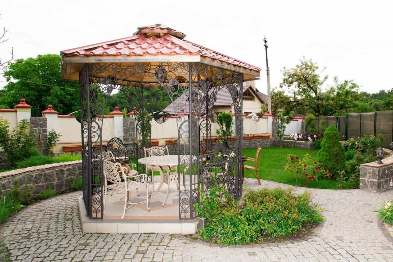 Villa Oselya Kijów Zewnętrze zdjęcie